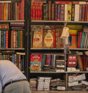 5 Books Every Aspiring Teacher Leader Needs on Their Shelf