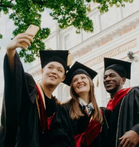 Peer-to-Peer Learning: How EdTech Supports Collaboration