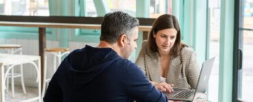 Management vs Leadership: Key Differences You Need to Know