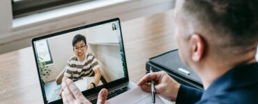 Bridging the Gap Asynchronous Communication Strategies for Busy Parents