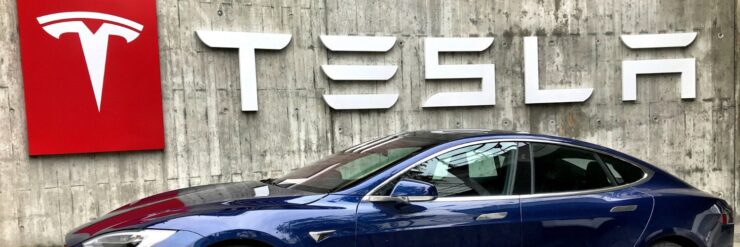 Essential Leadership Qualities: Traits Elon Musk Masters and Those He Misses