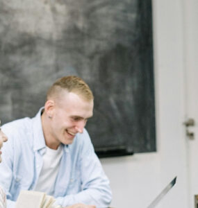 Modern Classroom Display Powering the Future of Corporate Learning and Education