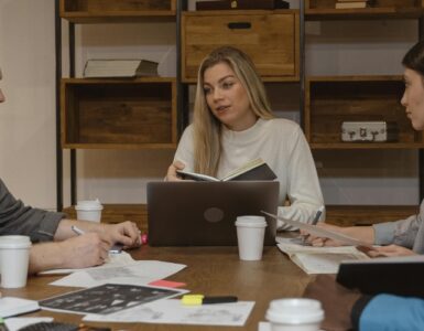 Key Leadership Strengths That Define High-Impact Corporate Leaders in 2026