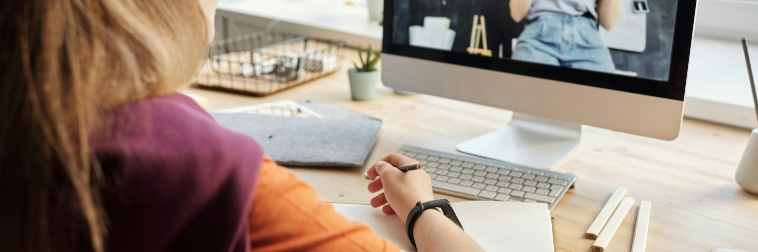 Online Learning Evolution Redefining Corporate Training in the Digital-First Workplace