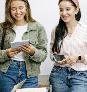 How Digital Education Solutions Can Enhance Modern Teaching Practices