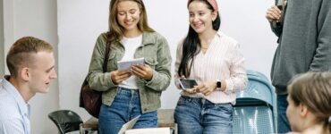 How Digital Education Solutions Can Enhance Modern Teaching Practices