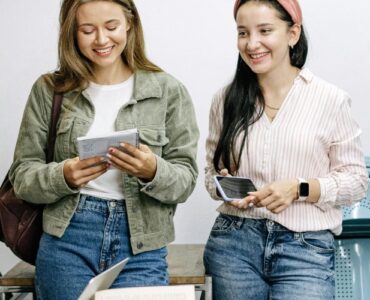 How Digital Education Solutions Can Enhance Modern Teaching Practices