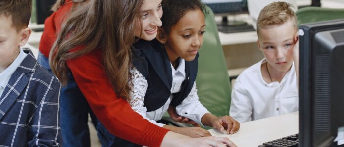 How Effective are AI Agents as Smart Teaching Solutions