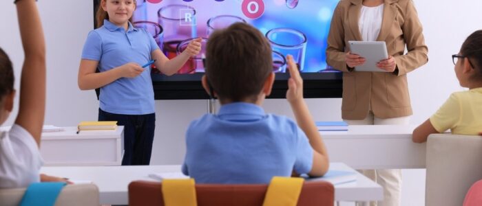 Interactive Classroom Technology for Small US School Districts Modernizing Without Overwhelming Teachers