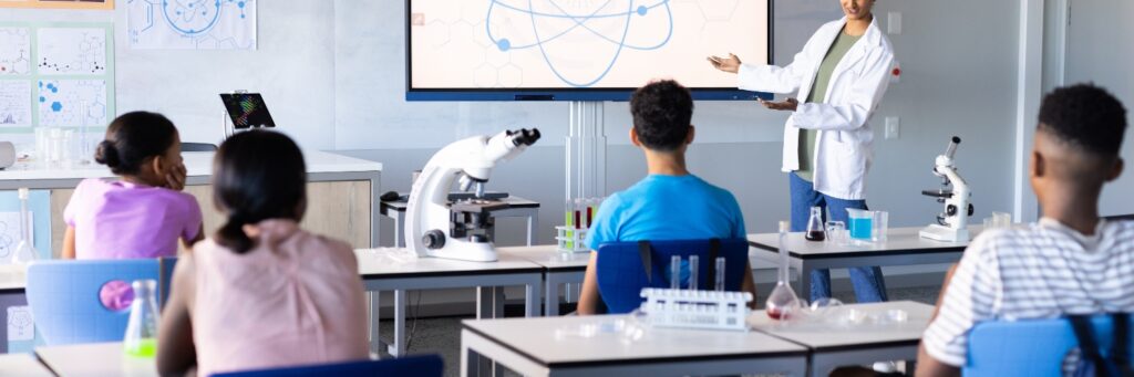 Interactive Classroom Technology for Small-Group Rotation: A Niche Playbook for U.S. Schools