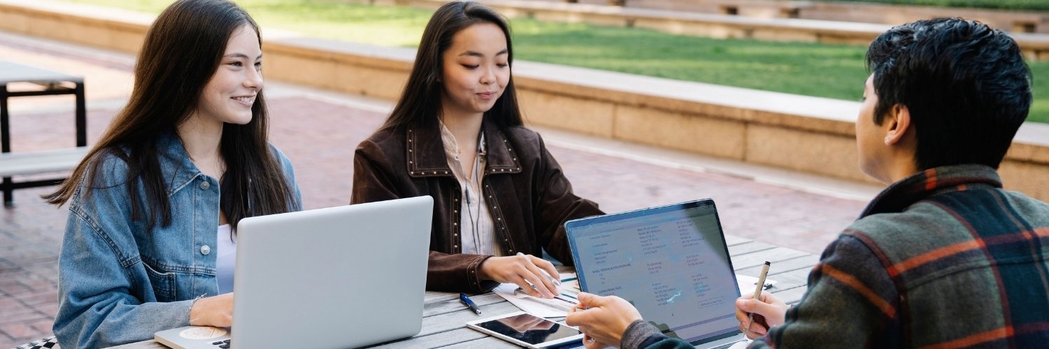 What’s Really Driving the Rise of Smart Campus Solutions Across U.S. Universities?